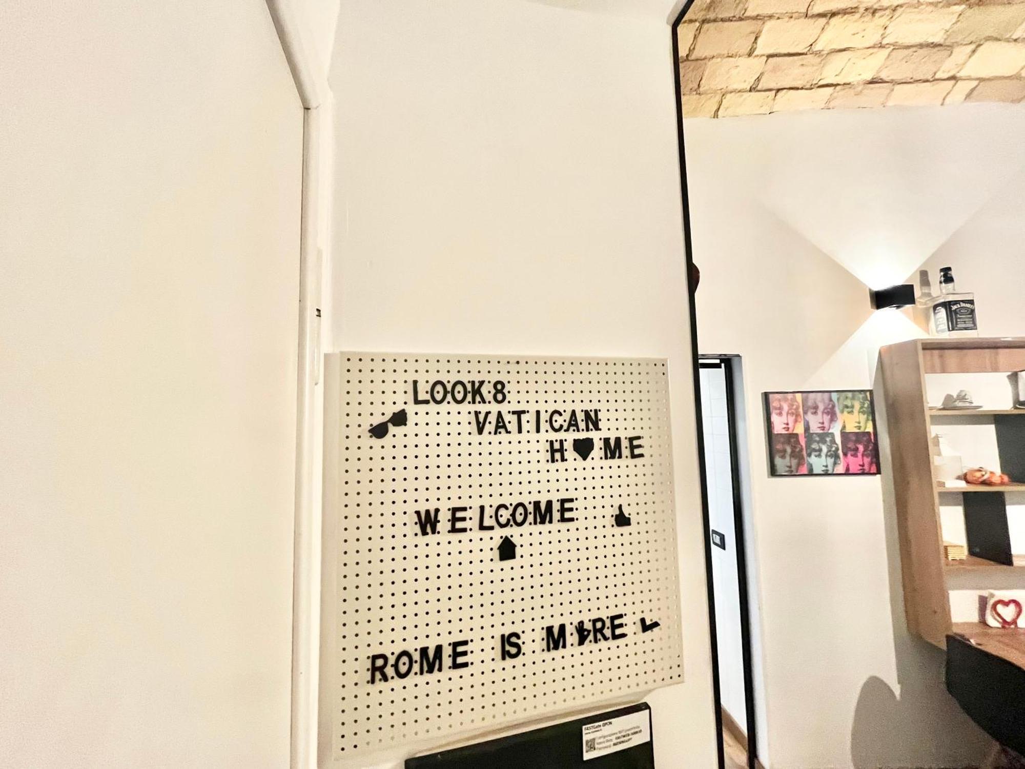 New Look8 Vatican Home Roma Esterno foto